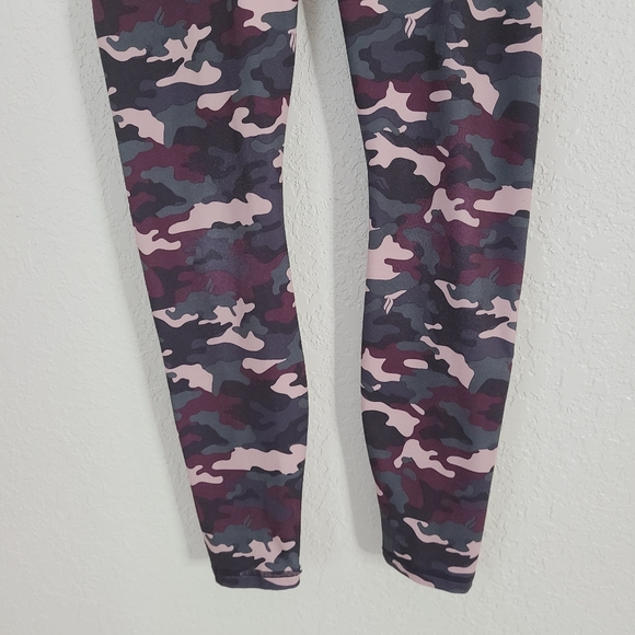 Fabletics Purple Camo Powerhold High Rise Leggings - Picture 5 of 11
